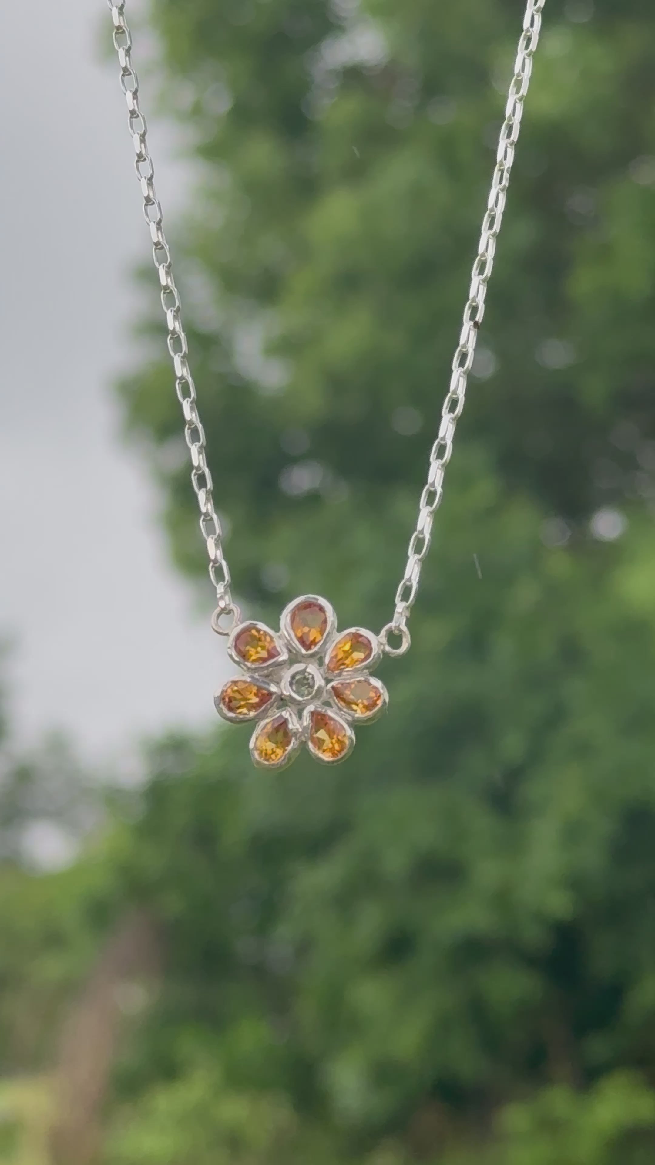 【Monday Edition】DAISY KNOT NECKLACE Daisy Necklaces for Women, Christmas Gift for Her